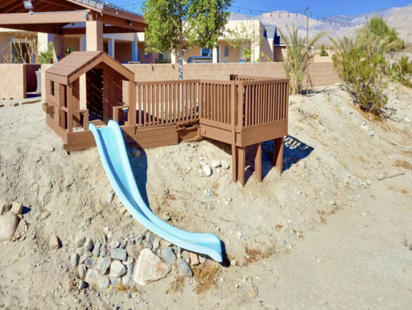 Gorgeous Palm Springs 5 Bedroom Home with Pool & Spa Sleeps 16